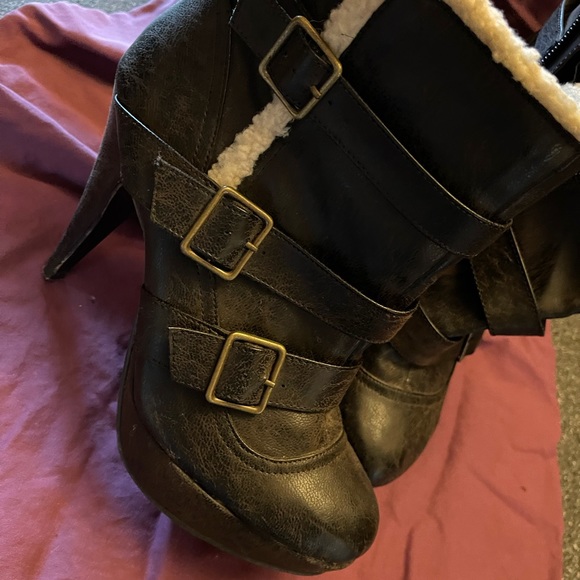 Call it Spring Ankle boots - Picture 8 of 8